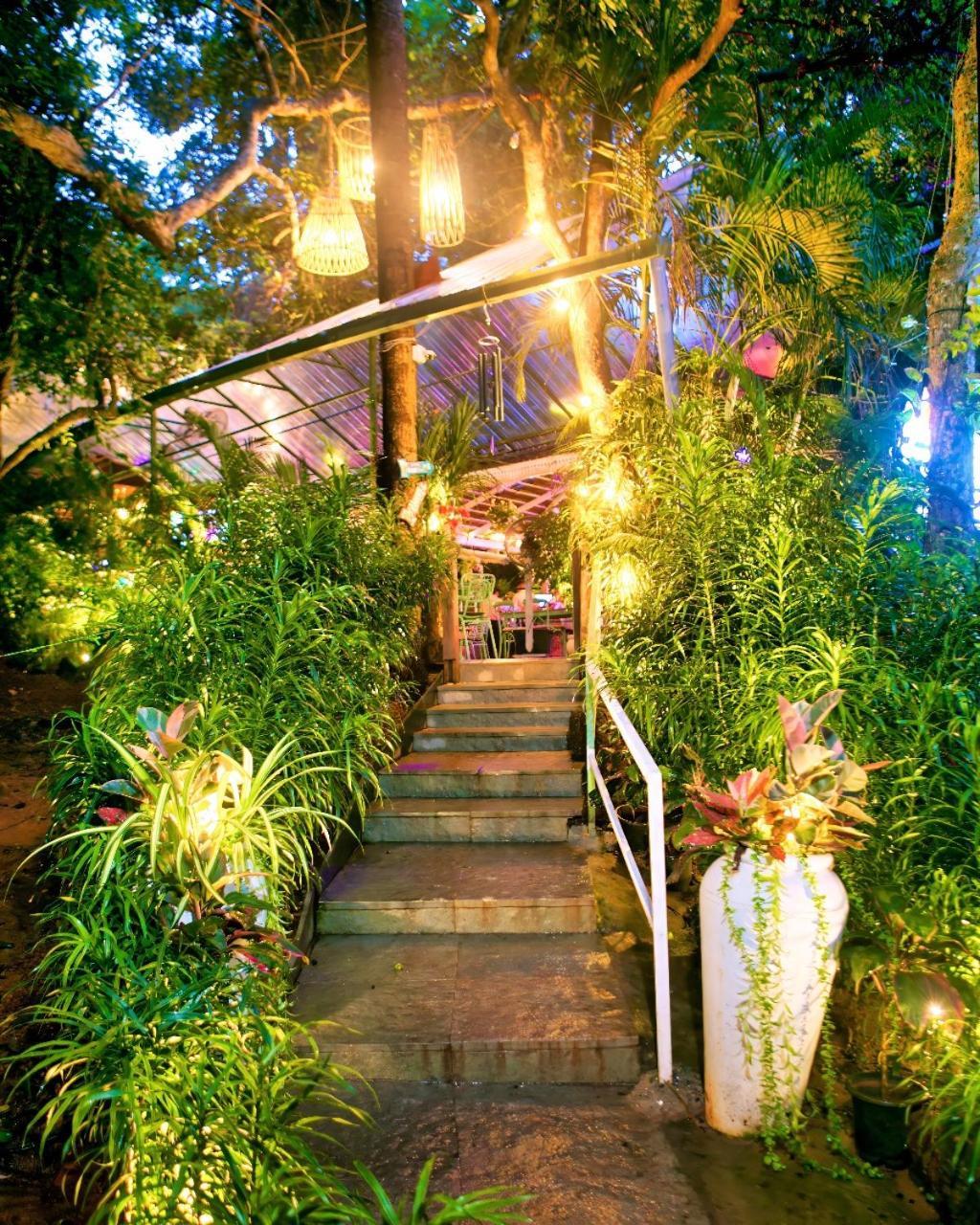 Lar Amorosa Boutique Hotel - Goa Калангут Экстерьер фото